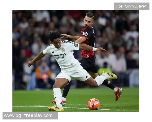 西甲激战波尔图逆转拜仁补时绝杀引发转会热议