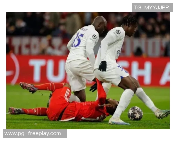 西甲激战：尤文图斯逆转巴黎圣日耳曼引发争议判罚全场沸腾