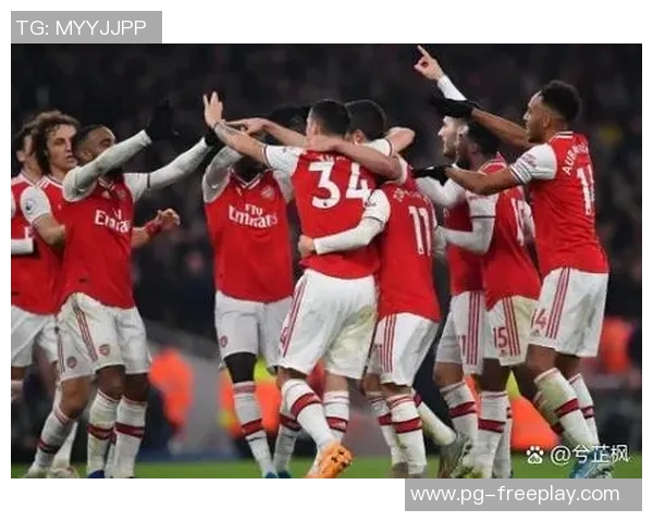 英超焦点战巴黎圣日耳曼与波尔图握手言和转会传闻再度升温