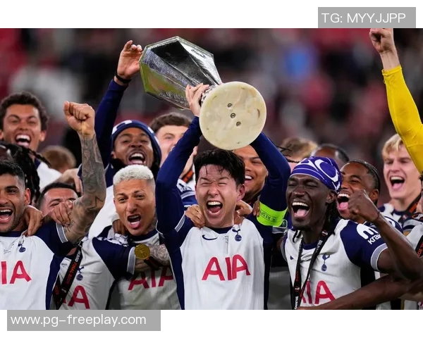 欧联杯热刺与波尔图激战四三点球大战引发争议与全场沸腾